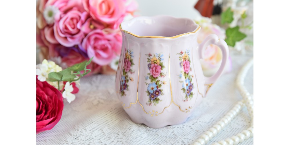 Coffee mug pink porcelain